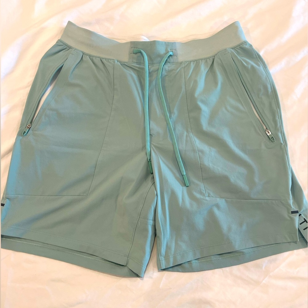 Lululemon License to Train Linerless short 7”- size M
